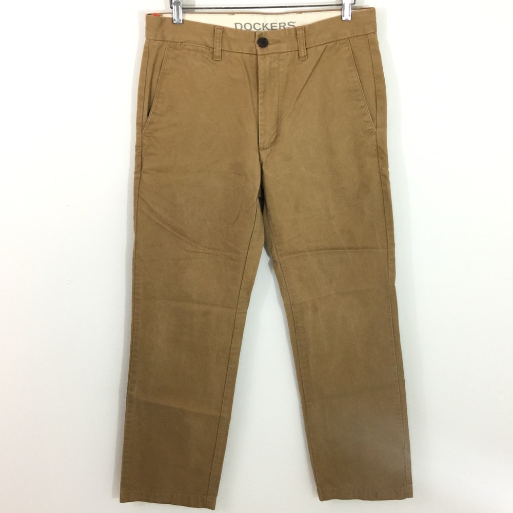 Dockers 32/30 Slim Fit Classic Khaki Tan Pants
